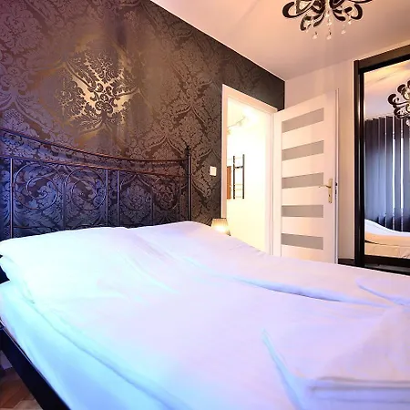 Victus Apartamenty, La Figure Sopot